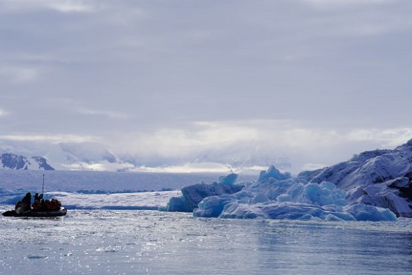 Expedición internacional llegó hasta plataforma de hielo Larsen B para estudiar el Cambio Climático